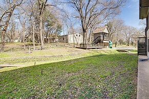 Pickleball/sport Court: Spacious Kemp Home!