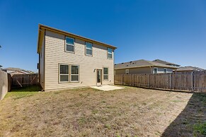 Manor Vacation Rental w/ Yard: 17 Mi to Austin!