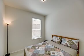 Manor Vacation Rental w/ Yard: 17 Mi to Austin!