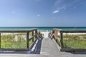 Miramar Beach Condo w/ Pool Access: Walk to Beach!