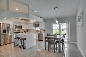 Furnished Lanai + Pool: Sunlit Cape Coral Getaway!