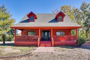 Riverfront Arkansas Abode - Furnished Deck & Grill