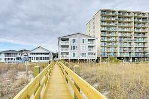 Ocean-view Condo: Walk to Windy Hill Beach!
