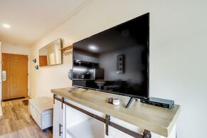 Ultimate Park City Studio w/ Pool & Hot Tub!