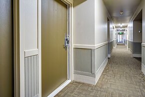 Ultimate Park City Studio w/ Pool & Hot Tub!