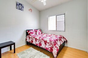 7 Mi to Chase Field: Phoenix Home w/ Patio!