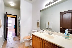 7 Mi to Chase Field: Phoenix Home w/ Patio!