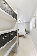 Idyllic Lakeside Getaway - Hidden Gem