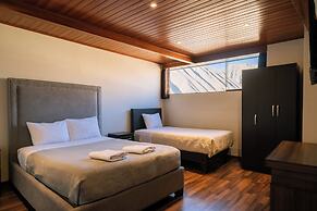 Hotel California Urubamba