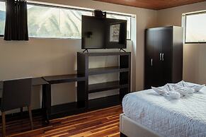 Hotel California Urubamba