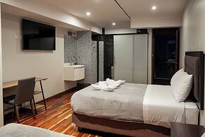 Hotel California Urubamba