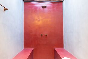 Bora Bora Hotel & Beach Club