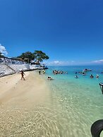 Bora Bora Hotel & Beach Club