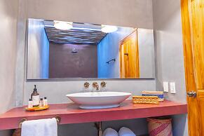 Bora Bora Hotel & Beach Club