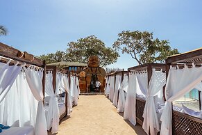 Bora Bora Hotel & Beach Club