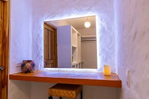 Bora Bora Hotel & Beach Club