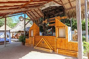 Bora Bora Hotel & Beach Club