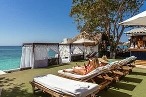 Bora Bora Hotel & Beach Club