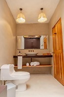 Bora Bora Hotel & Beach Club