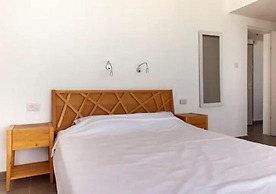 Amazing Sea View 3 BR APT Iconic Tower