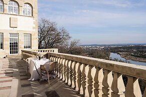 Zinar Castle