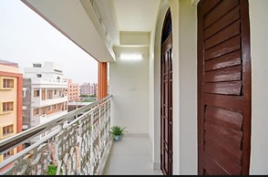 Goroomgo Jheel Mahal New Town West Bengal