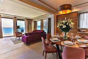 Sunraf Luxe Apartments