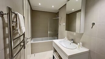 Sunraf Luxe Apartments