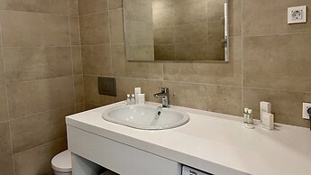 Sunraf Luxe Apartments