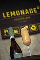 Sunraf Luxe Apartments