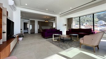 Sunraf Luxe Apartments