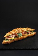 Sunraf Luxe Apartments