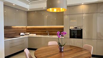 Sunraf Luxe Apartments