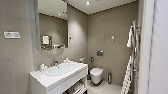 Sunraf Luxe Apartments