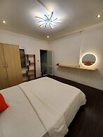 Hanowood Homestay & Travel