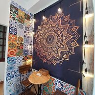 Hanowood Homestay & Travel