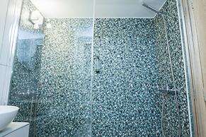 Metaxourgio 2 Bd Gem for Urban Explorers