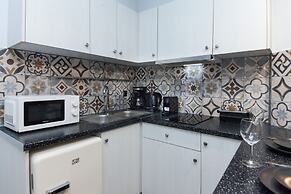 Metaxourgio 2 Bd Gem for Urban Explorers