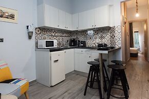 Metaxourgio 2 Bd Gem for Urban Explorers