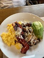 Palmwood Guest House