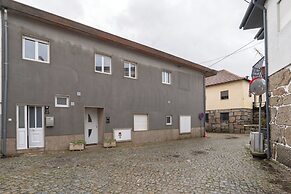 Casas da Petisqueira 61 - Paredes-Oporto