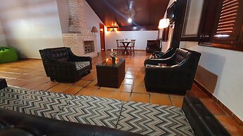 Casa Elegante Piscina area Gourmet