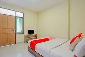 OYO Life 90301 Hidden Village Uluwatu