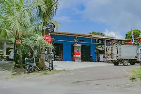 OYO Life 90301 Hidden Village Uluwatu