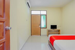 OYO Life 90301 Hidden Village Uluwatu