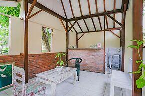 OYO Life 90301 Hidden Village Uluwatu