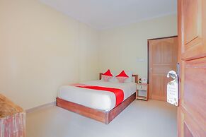 OYO Life 90301 Hidden Village Uluwatu