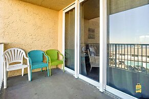 Beachfront Oceania Beach Club Complex