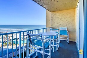 Beachfront Oceania Beach Club Complex