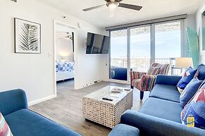 Beachfront Oceania Beach Club Complex